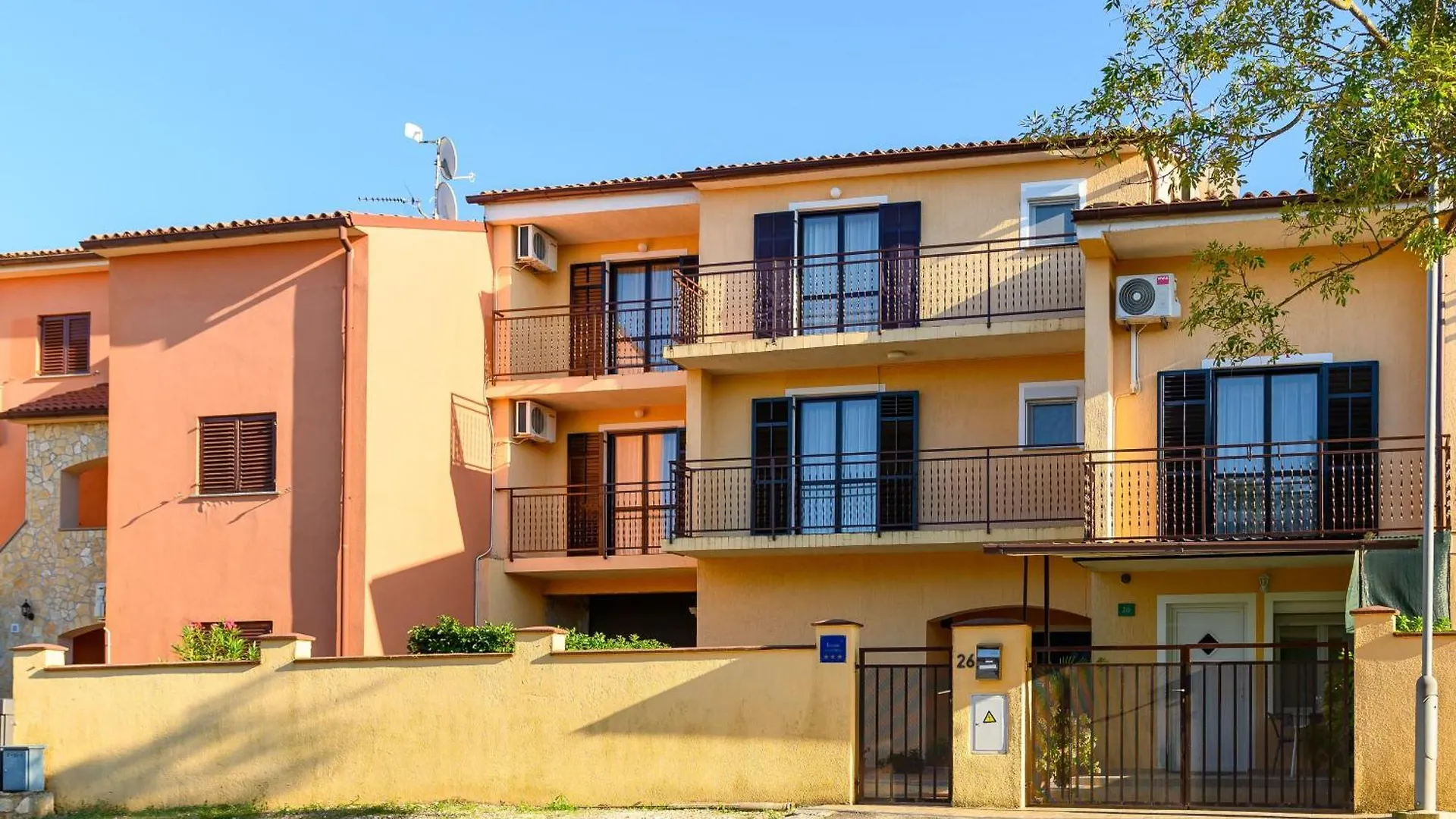 Apartments Silvana 74 contacts