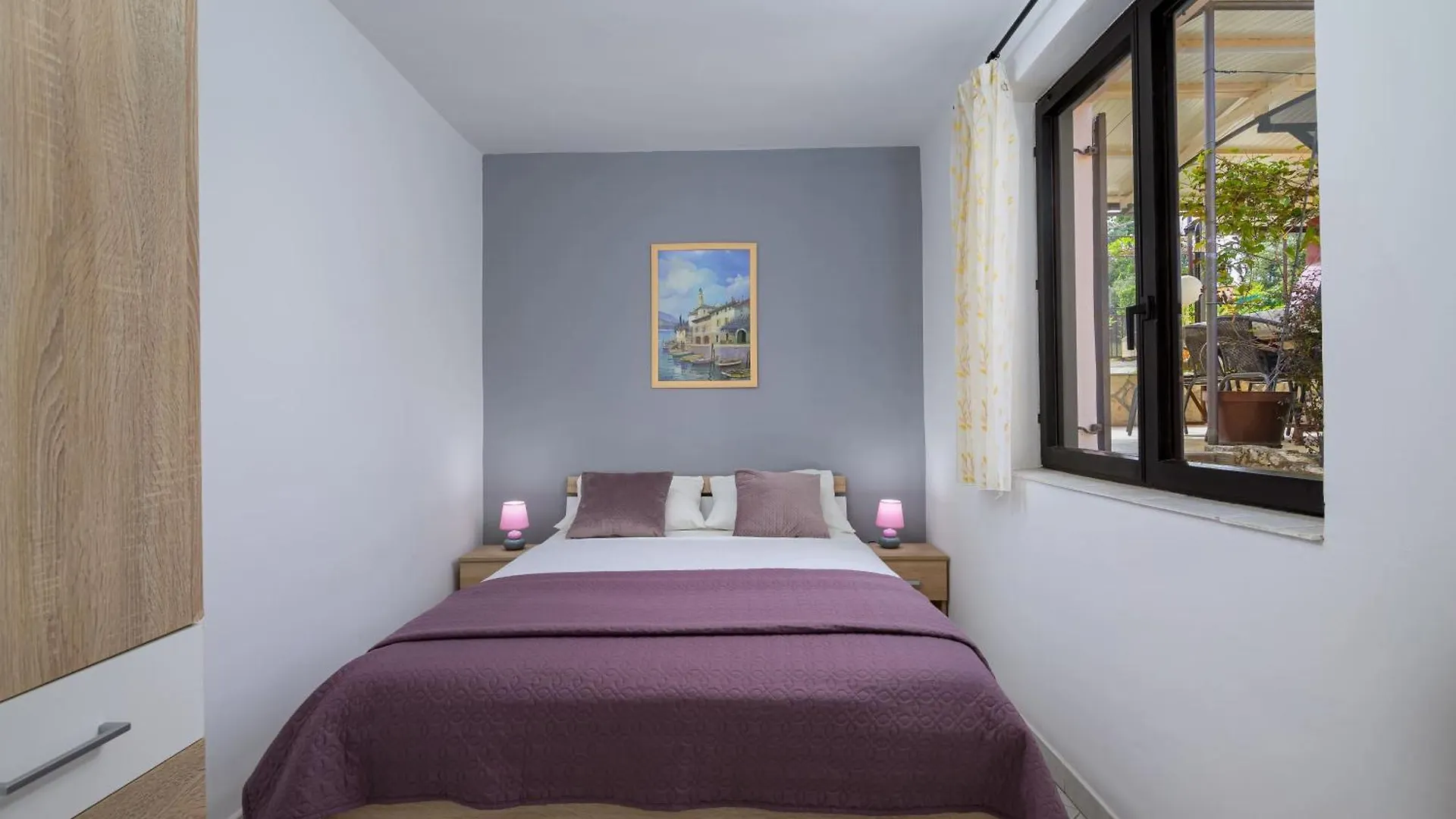Apartments Silvana 74 Pula 0*,